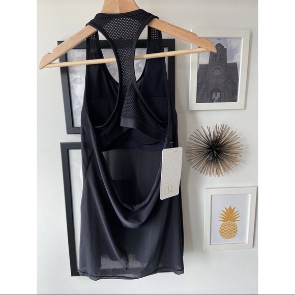 Lululemon BNWT Fit Physique Tank black - Picture 4 of 9